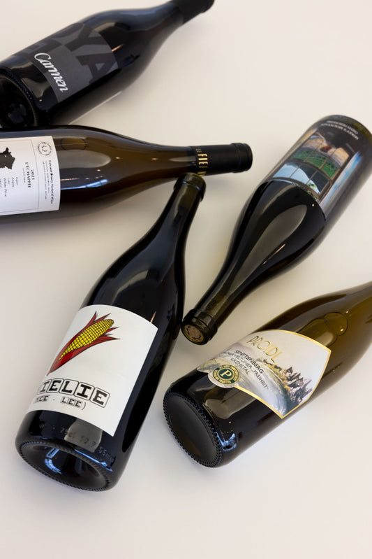 Natural Wine vs Regular Wine: Comparison Guide